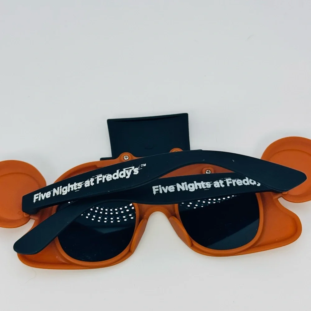 Five Nights At Freddy's Fazbear Childs Sunglasses Sun Staches FNAF 2018